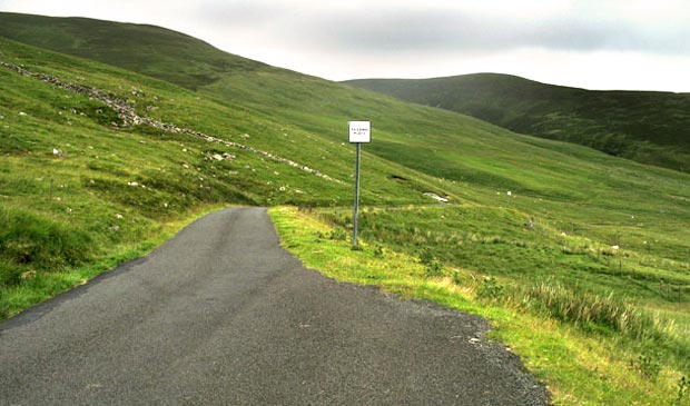 Picture showing where the car parking is in relation to the Megget Stane.