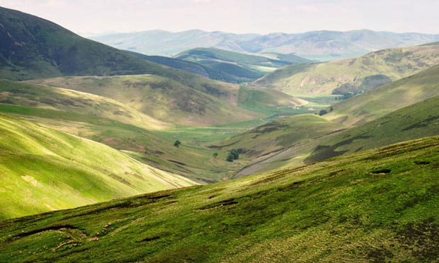 View down Holms Water while ascending Gathersnow Hill.