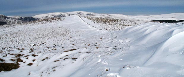 Looking towards Bodesbeck Law from Smidhope Hill