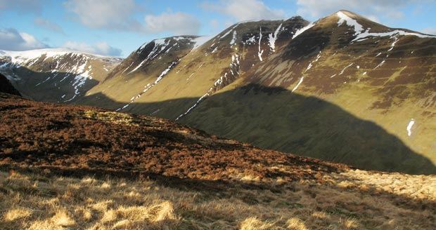 Looking at the hills on the eastern side of Blackhope Glen from Black Craig.