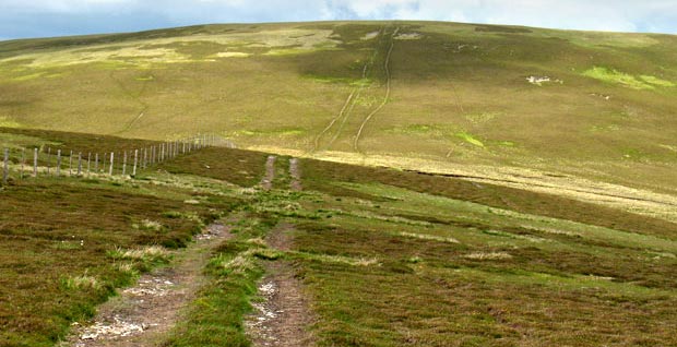 View towards Pykestone Hill from the Thief's Road.