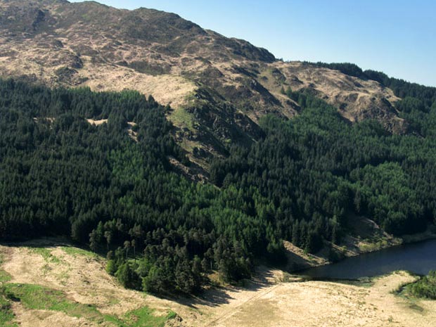 View showing possible routes past White Bennan onto Mulldonoch