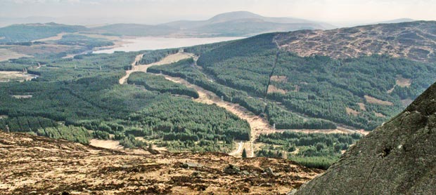 View from Cairngarroch of the line of descent from Darnaw