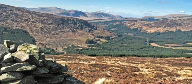 View from Darnaw of Merrick and the Dungeon Hills