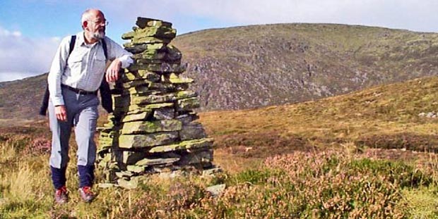 View of the rock faces on Meikle Millyea from the Rig of Clenrie