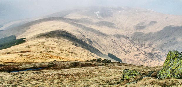 View back to Corserine from the hump below Millfire