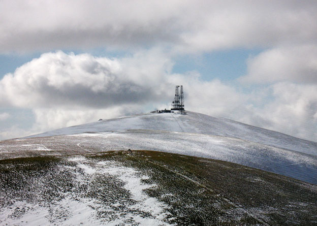 The masts on Green Lowther from Dun Law