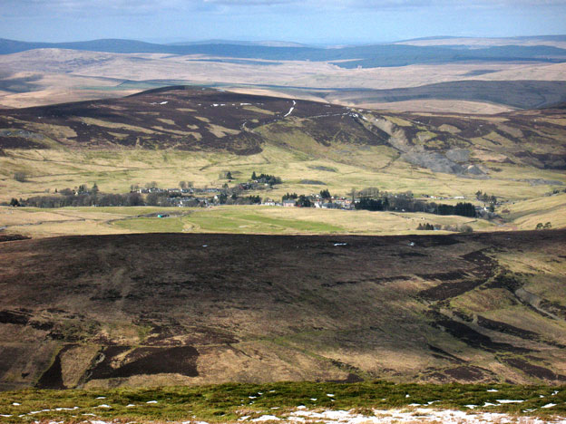 View of Leadhills from Dungrain Law