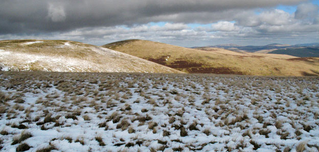 View looking north across the face of Duncraig Law and Dun Law from Riccart Law Rig