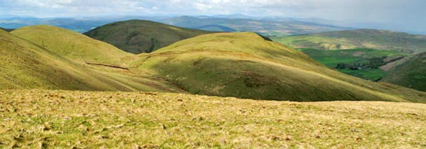 View of Penbane, Black Hill, and Capel Hill from Well Hill