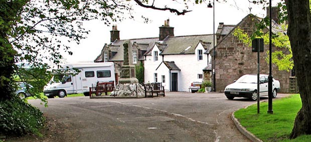 Back at the village square in Durisdeer