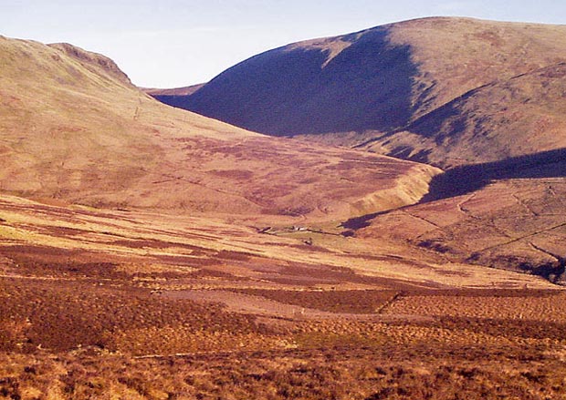 View towards Earncraig and Penbreck from ascent of Gana Hill - detail