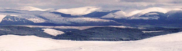 View of Daer reservoir with the Ettrick and Moffat hills beyond - detail with hill names