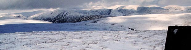 Steygail and Comb Head from the trig point on Rodger Law