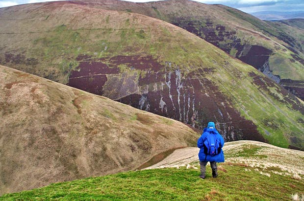 View of steep descent from Steygail heading for Wether Hill