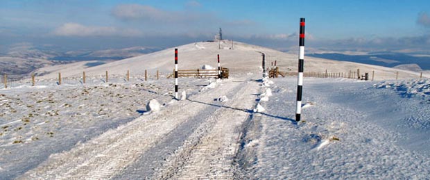 View of the route ahead from Lowther Hill to Green Lowther