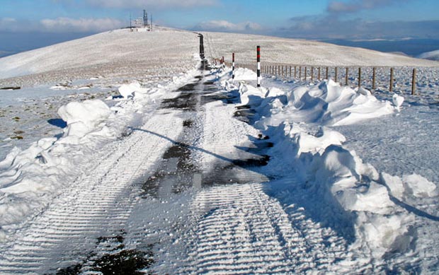 Half way to Green Trough from Lowther Hill