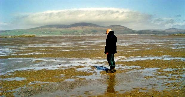 Looking west while crossing from Carrick Shore to Ardwall Island