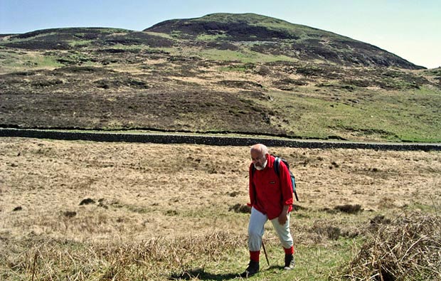 View back to Fell of Laghead from near the roadside