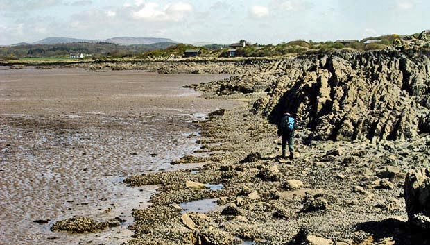 Crossing rocks at Carrick Point