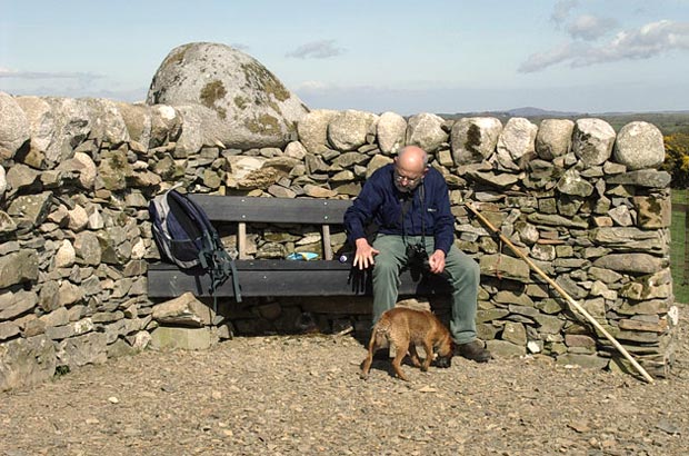 New (2005) resting place at the top of Knockbrex Hill near Carrick Shore