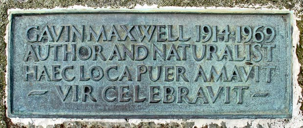 Plaque commemorating Gavin Maxwell.