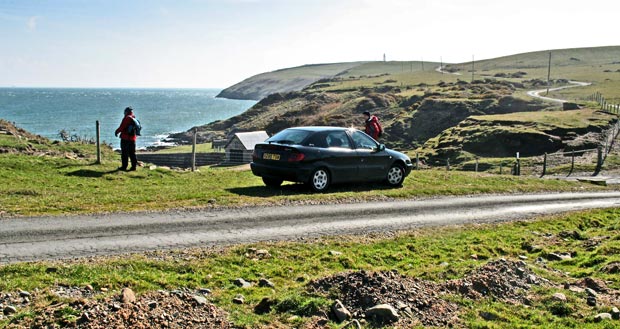 Where to park by East Tarbet Bay