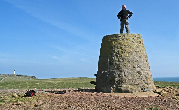 Kennedy's Cairn near the Mull of Galloway