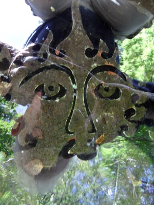 Human face in St. Queran's Well near Islesteps