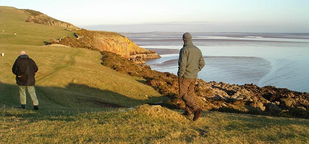 Heading eastwards towards White Hill