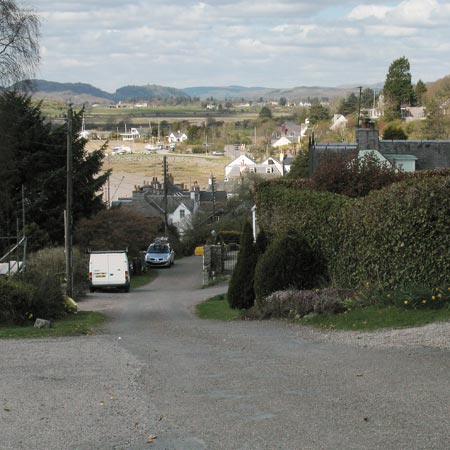 Coming down into Kippford from the Jubilee Path.