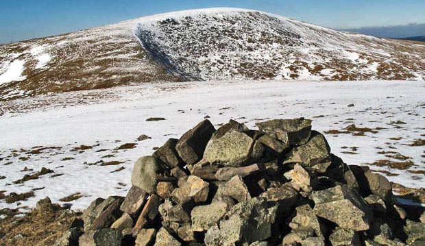 Cairnsmore of Carsphairn from the cairn on Beninner.